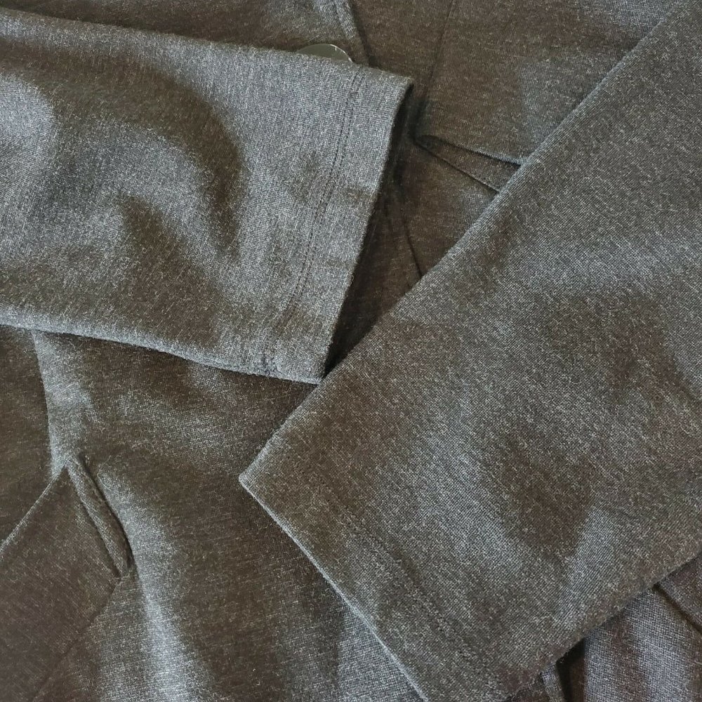 CABI Sz Small Charcoal Gray Stretch Ponte LISBON TOPPER One Button Jacket - Picture 4 of 9